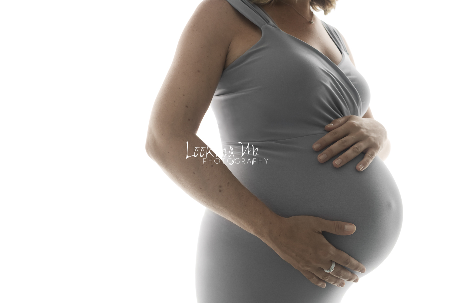 maternity photographer cos cob