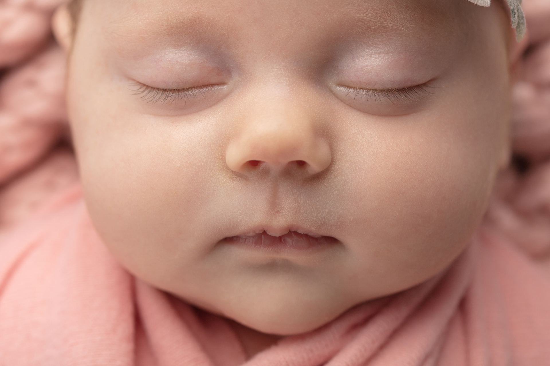 newborn macro photography; newborn baby girl details; eyelashes, baby nose, baby mouth